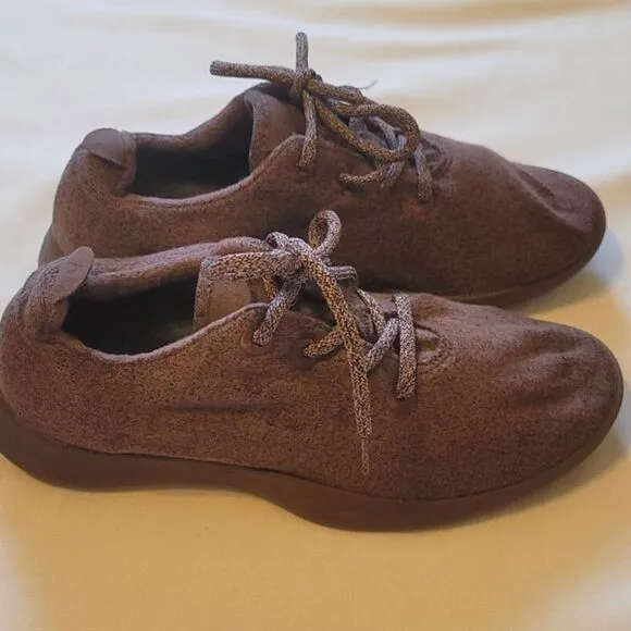 - Men's allbirds wool running shoes size 9