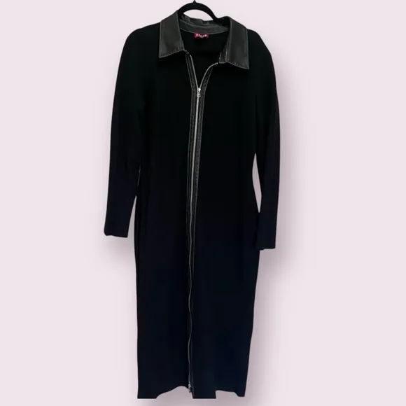 👸🏻 Staud Alfred Zip Midi Dress 👸🏻