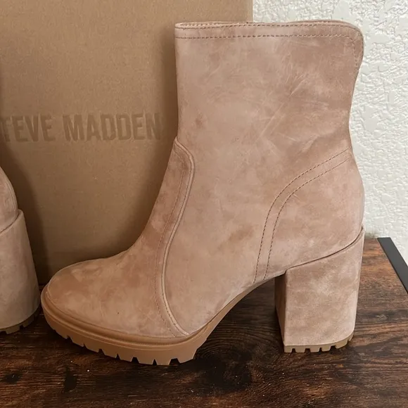 🆕 Steve Madden Dovesy Leather Dress Boots