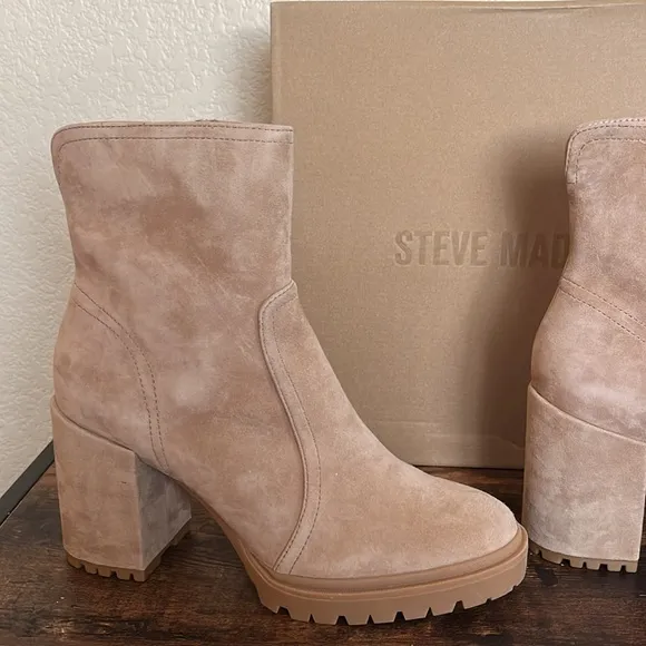 🆕 Steve Madden Dovesy Leather Dress Boots
