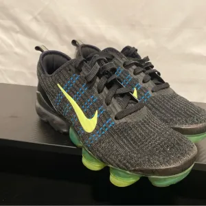 2021 Air VaporMax Flyknit 3 GS 'Black Ghost Green' Youth 5.5