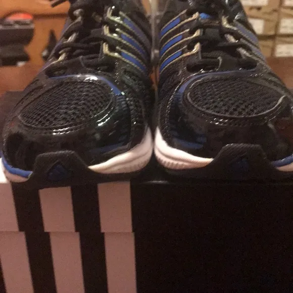 491 Adidas boost 2 j G19642 running shoes black blue silver boys youth athletic