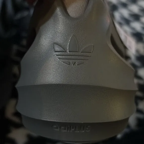 adidas adiFOM Q - Men’s 8 - Grey - No Box Never Worn