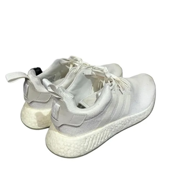 Adidas Boost-  NMD R2 -TRIPLE White Running Shoes Mens Size 10🤍 👟✨