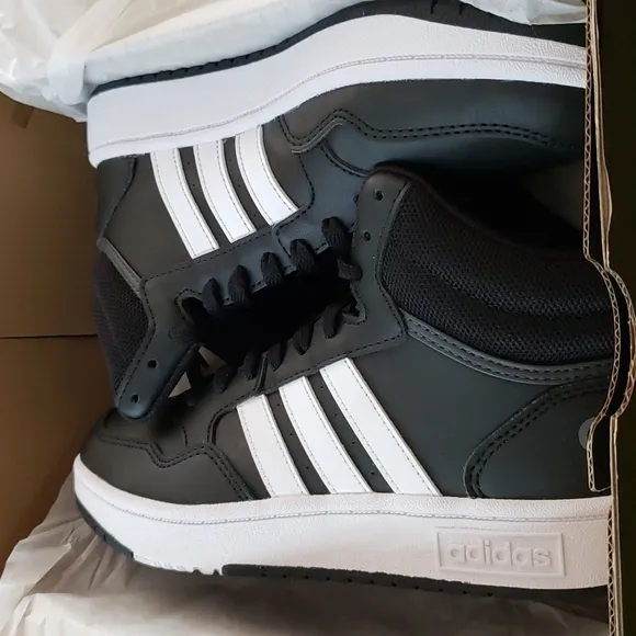 ADIDAS Hoops kids Sneakers👟