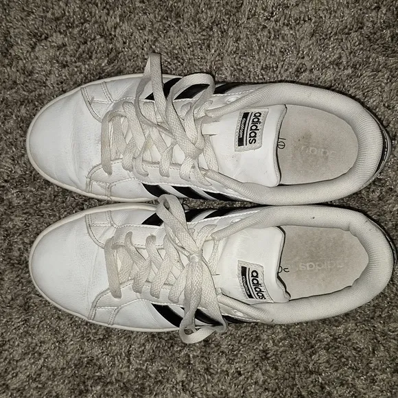 Adidas leather classic lace-up sneakers 3 stripes - 9M - black/white