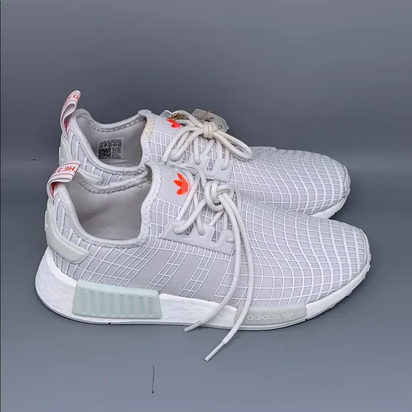 Adidas NMD R1 Running Shoes GX9531 Men’s Sz 7.5 Women's Sz 8.5