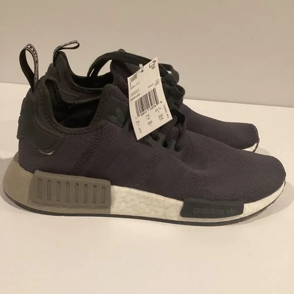 Adidas NMD_R1 Carbon Cargo Black Running Shoes Boys 7.5 EE5105