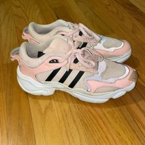 Adidas Originals Magmur Runner Pink Running Shoes Mens Size 11