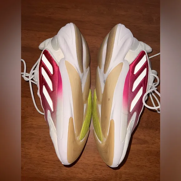 Adidas OZELIA Running Shoes Women’s Size 8 Purple Green