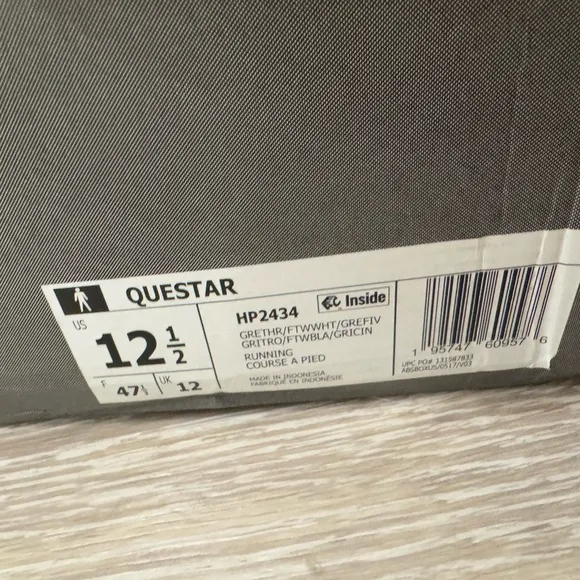 Adidas questar running shoes size 12.5 new with box