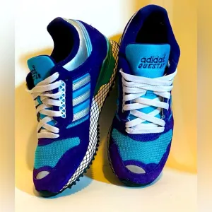 ADIDAS Retro Questar Running Shoes Size 7