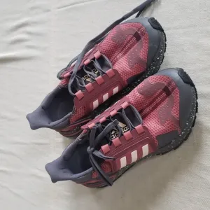 Adidas Shoes Ultraboost DNA City Xplorer Outdoor Trail Womens 7 Sneaker Pink