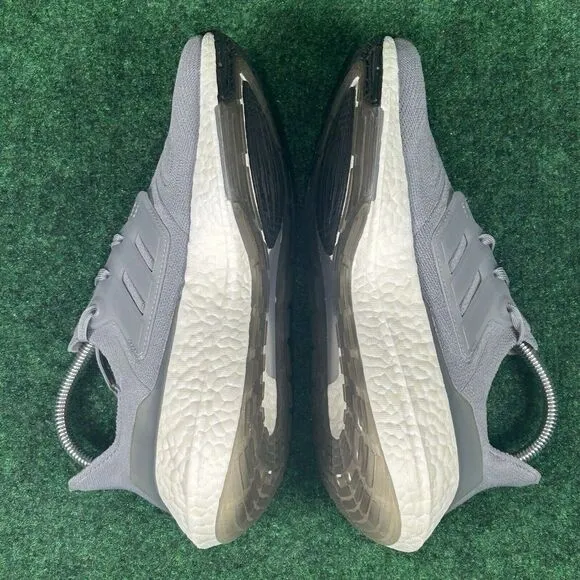 Adidas Ultraboost 22 Mens‎ Size 6.5 Gray Running Shoes Athletic Sneakers Casual