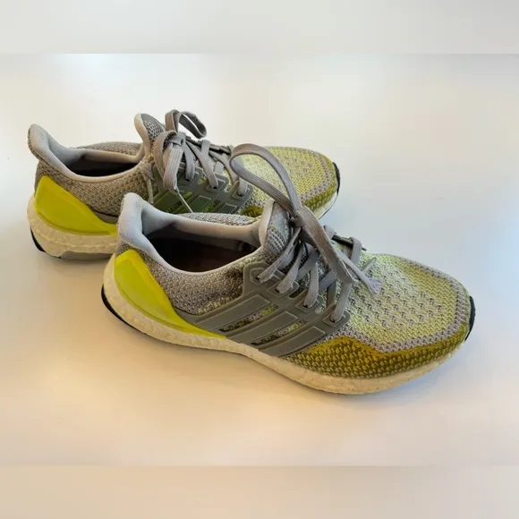 Adidas ultraboost sneakers size 5