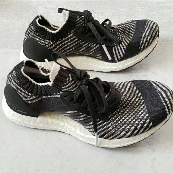 Adidas UltraBOOST X Running Walking Shoes Sneakers Black White SZ 5
