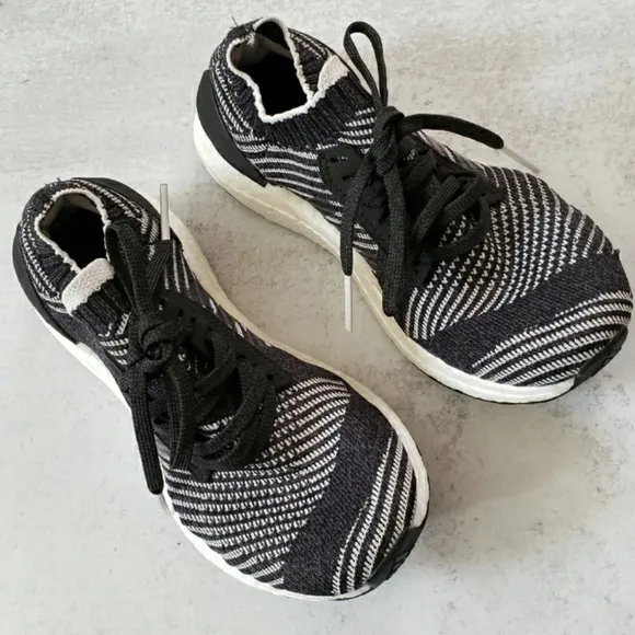 Adidas UltraBOOST X Running Walking Shoes Sneakers Black White SZ 5