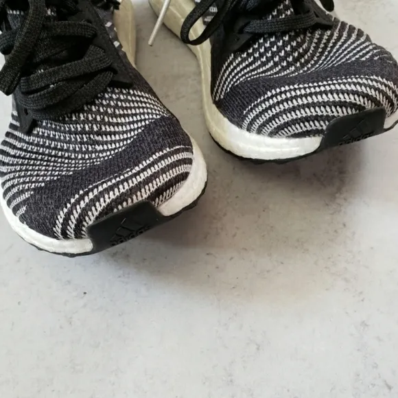 Adidas UltraBOOST X Running Walking Shoes Sneakers Black White SZ 5