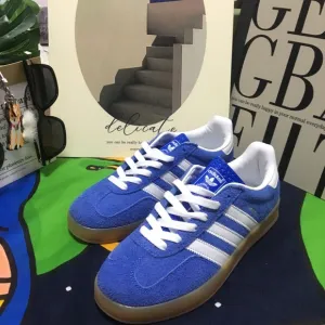 Adidas women’s sneakers