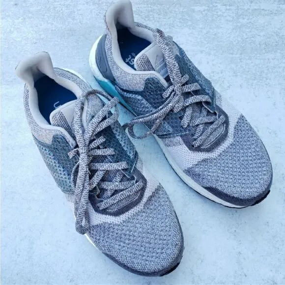 Adidas Womens Ultraboost Running Shoes Sneakers Sz 8.5 Blue Grey sz 8.5