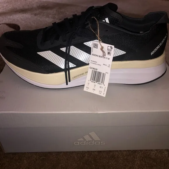 Adizero Boston Adidas tennis shoes