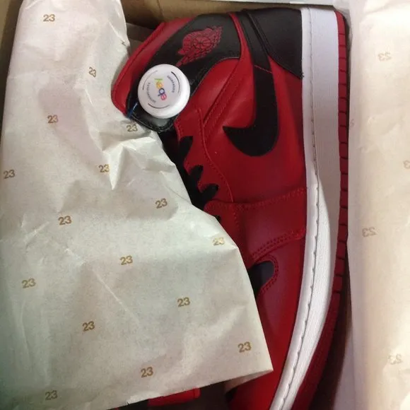 Air Jordan 1 Mid Men's Red &amp; Black Leather Sneakers - USA Size:11.5 - New in Box
