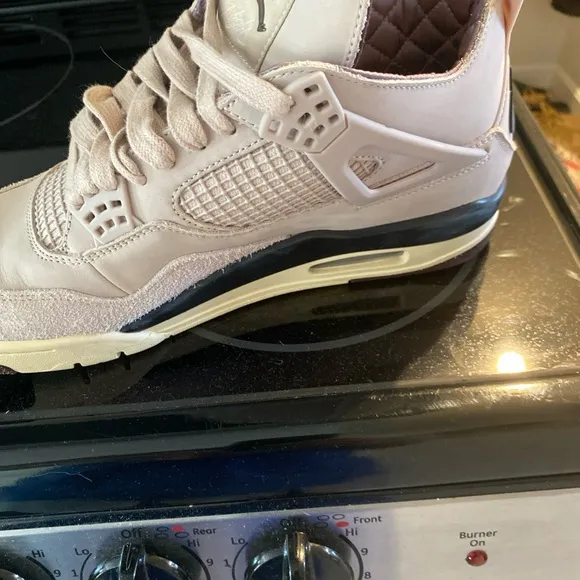 Air Jordan Beige Sneakers ma manier