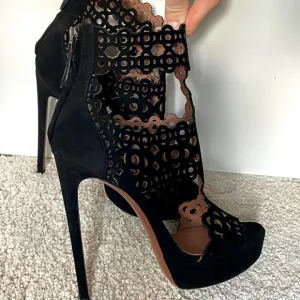Alaia Lasercut suede sandals 40 EU 9 US