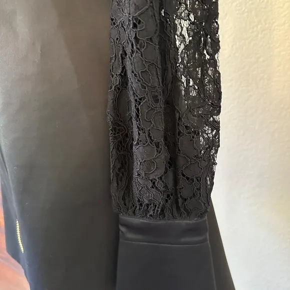 Alexis “Keira” Black Lace &amp; Satin Zip Dress – Size M