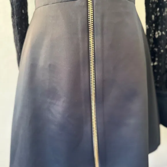 Alexis “Keira” Black Lace &amp; Satin Zip Dress – Size M