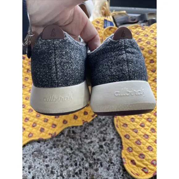 Allbirds Wool Runner Mizzles Sneakers / Natural Grey-Cream Sole / Womens Sz 9
