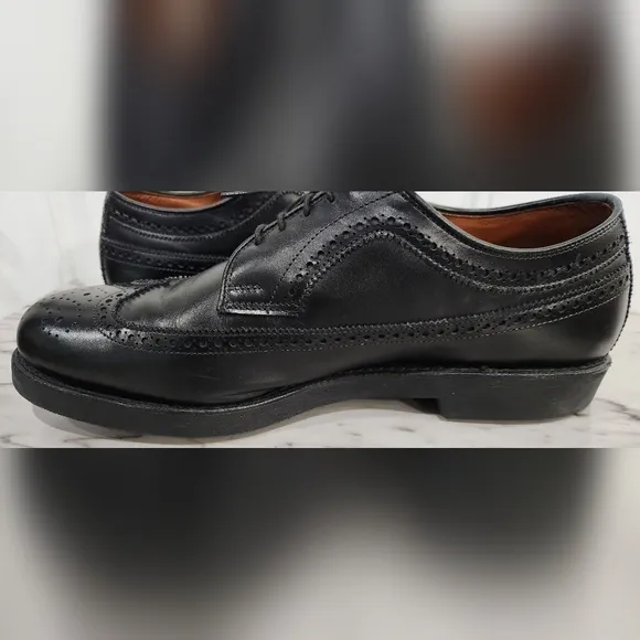 Allen Edmonds black wingtip oxford dress shoes men's size 10.5 D