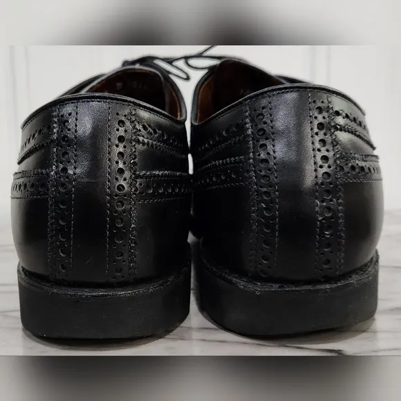 Allen Edmonds black wingtip oxford dress shoes men's size 10.5 D