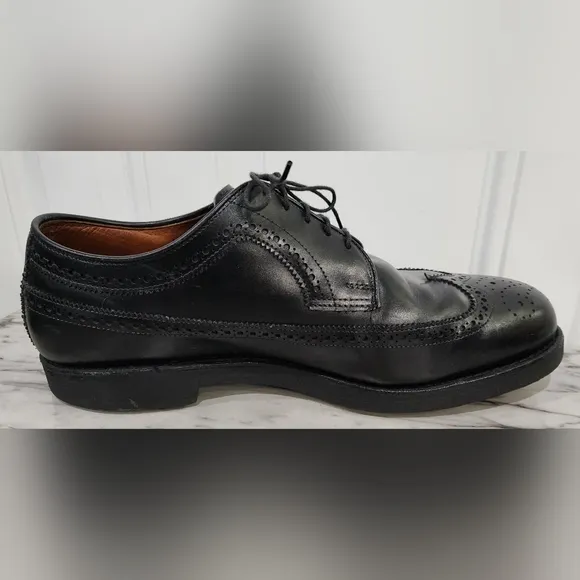 Allen Edmonds black wingtip oxford dress shoes men's size 10.5 D