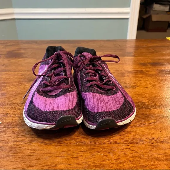 Altra Escalante purple Running Shoes - Women's Size 7.5