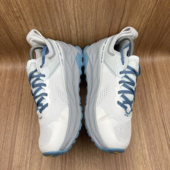 Altra Olympus 5 White Blue Gray Athletic Running Shoes Sneaker Women’s 10.5 READ