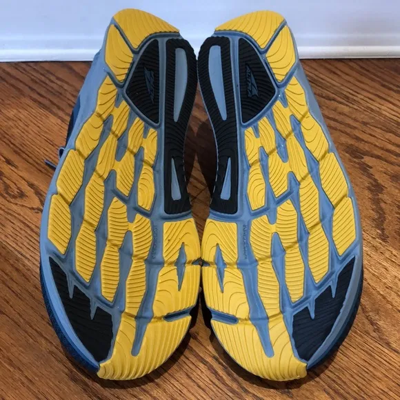 Altra Torin 5 Blue Running Men’s Shoes Sz 9 in LikE NeW Condition!