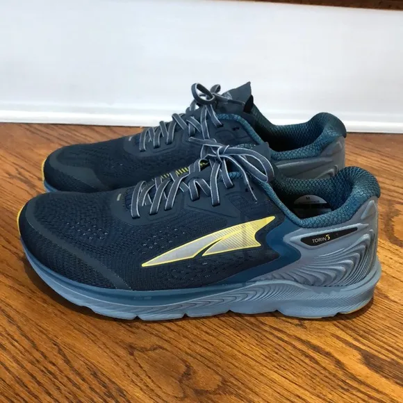 Altra Torin 5 Blue Running Men’s Shoes Sz 9 in LikE NeW Condition!