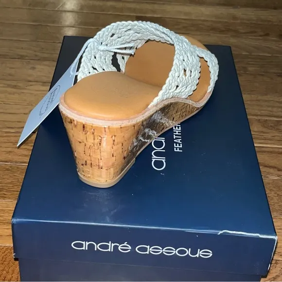 Andre Assous Bryana Wedge Sandals Ivory Women’s Size 10 Cork Wrapped Wedge