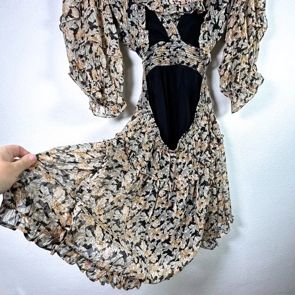 Anthropologie V Neck Ruffle Mini Dress Neutral Motif Size Large NWT