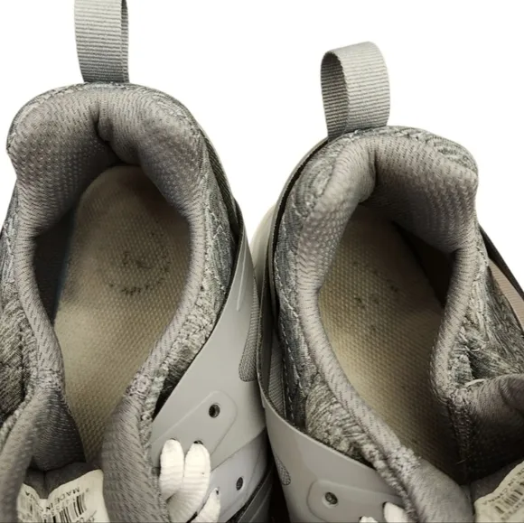 APL Athletic Propulsion Labs Ascend Quilted Gray &amp; White Sneakers Women SZ 10