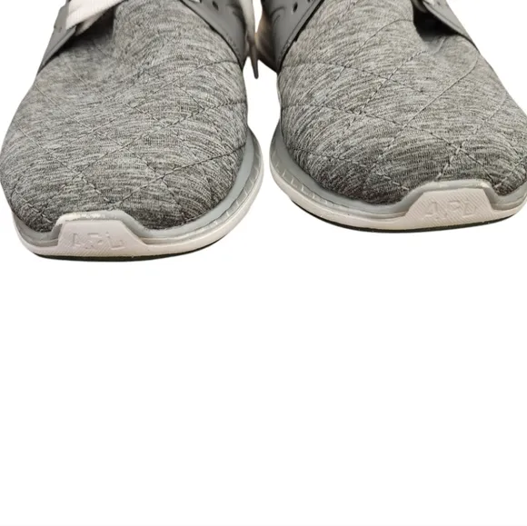APL Athletic Propulsion Labs Ascend Quilted Gray &amp; White Sneakers Women SZ 10