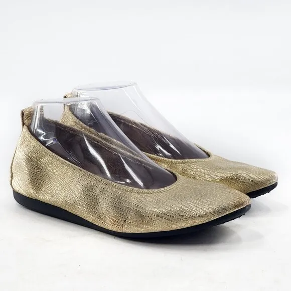 ARCHE Women's Gold Textured Leather Laius Slip-On Ballet Flats
