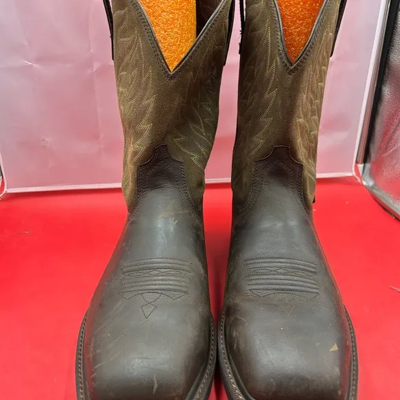 Ariat men 14 steel toe cowboy work boots