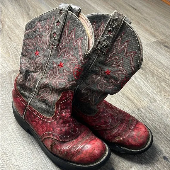 Ariat Red and Gray Cowboy Boots