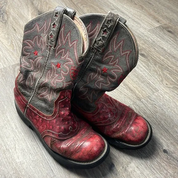 Ariat Red and Gray Cowboy Boots