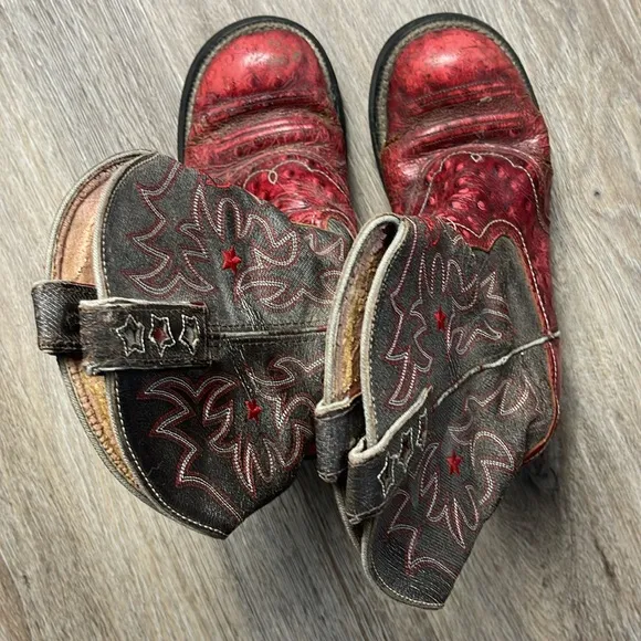 Ariat Red and Gray Cowboy Boots
