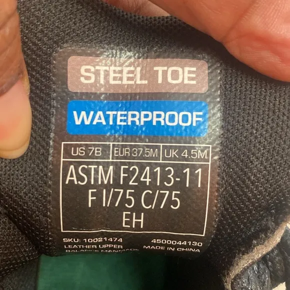 Ariat Work steel toe waterproof Black Boots men’s 7.5 great condition