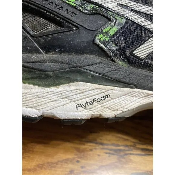 ASICS Gel Kayano 23 green/black running shoes white sneakers Mens size 8.5
