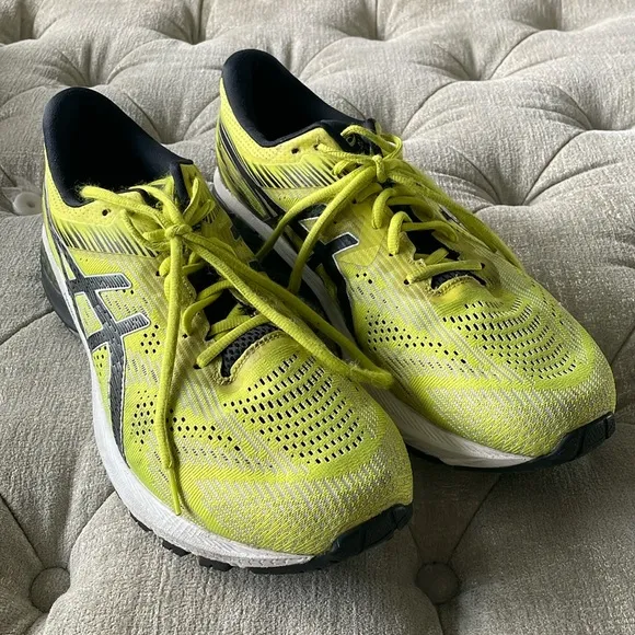Asics GT-2000 Running shoes‎ size 12.5